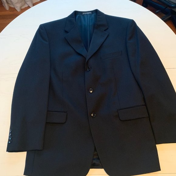Classic 3-button Black Men's Suit - Picture 11 of 15